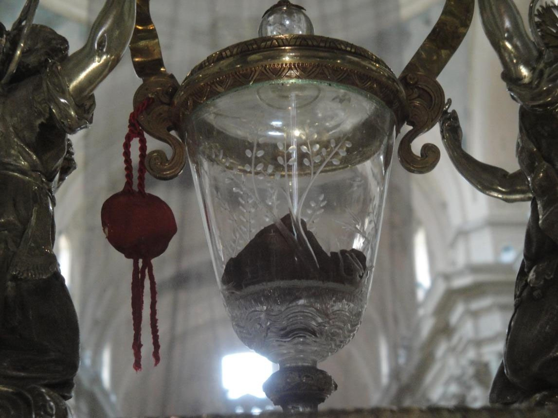 mukjizat-lanciano2-1600-1000-100